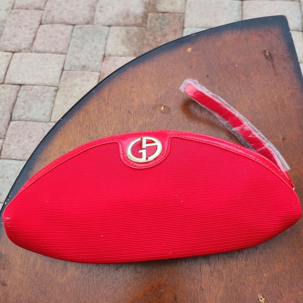 Giorgio Armani Beauty Red Oval Make Up Bag NEW
